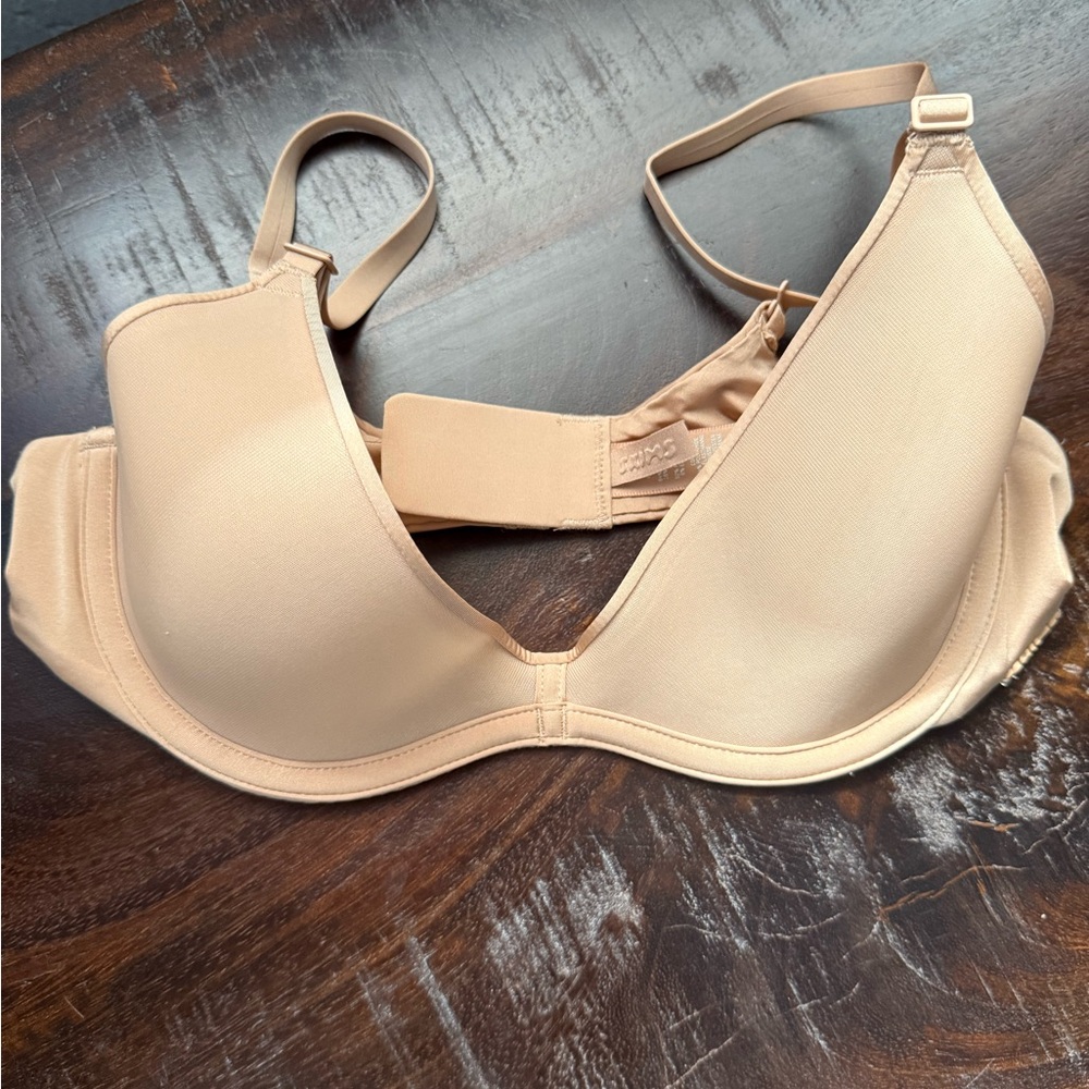 SKIMS Weightless Scoop Bra Clay size 34A  BR-UWR-1982 NEW $60  Nude